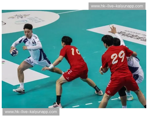 《手球绝杀进球:一场令人瞠目结舌的传奇时刻》 《手球绝杀进球:一场令人瞠目结舌的传奇时刻》